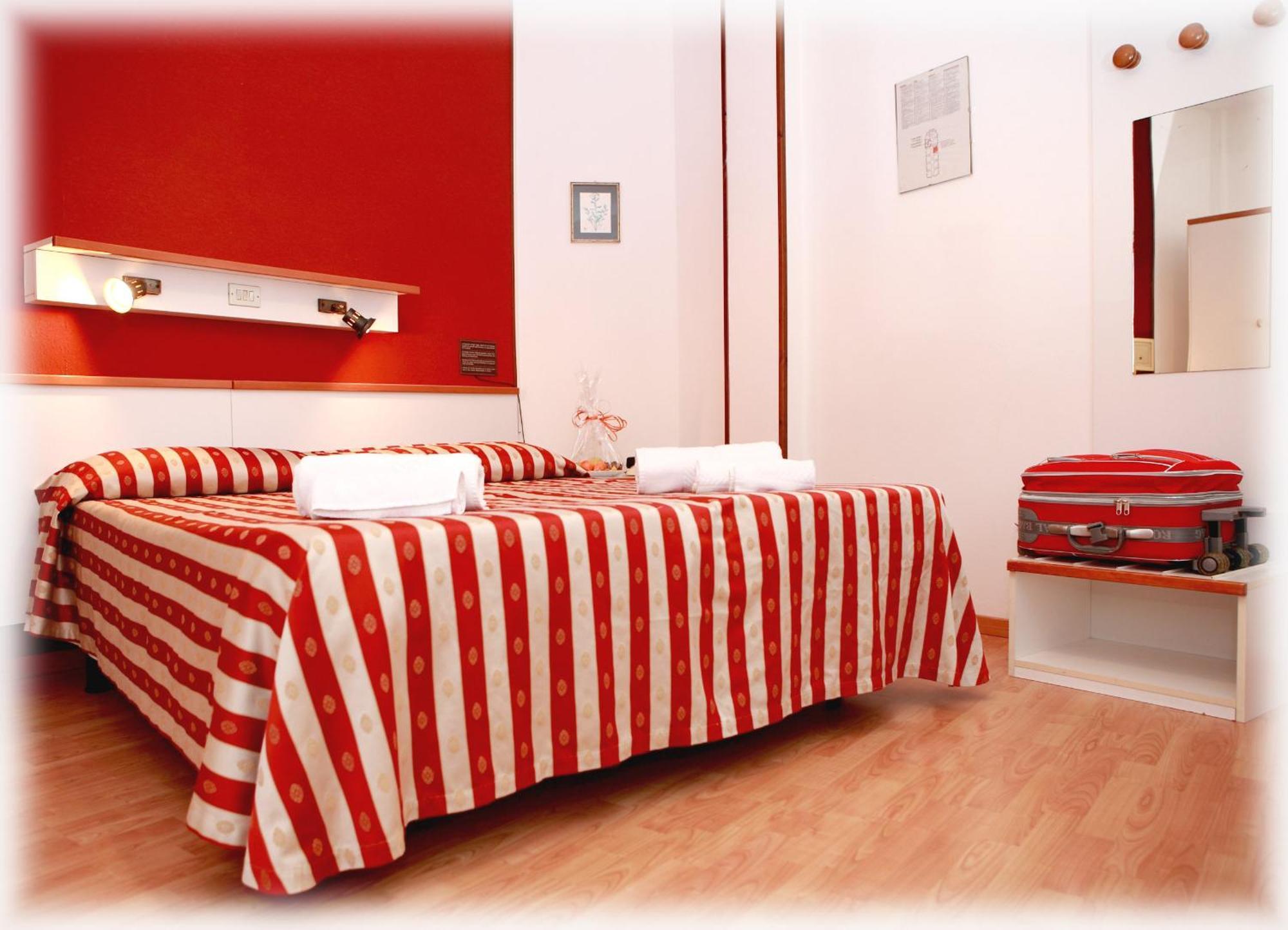 Hotel American 3*