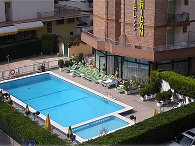 Hotel American 3*